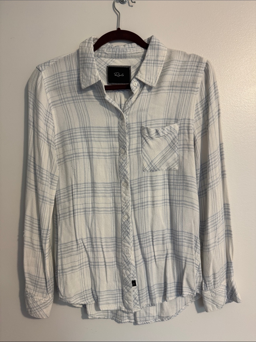 Rails White and Light Blue Plaid Casual Button-Down Shirt